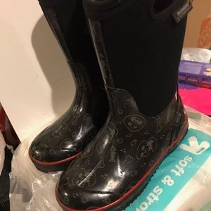 BOGS Kids Waterproof Boots - Size 4